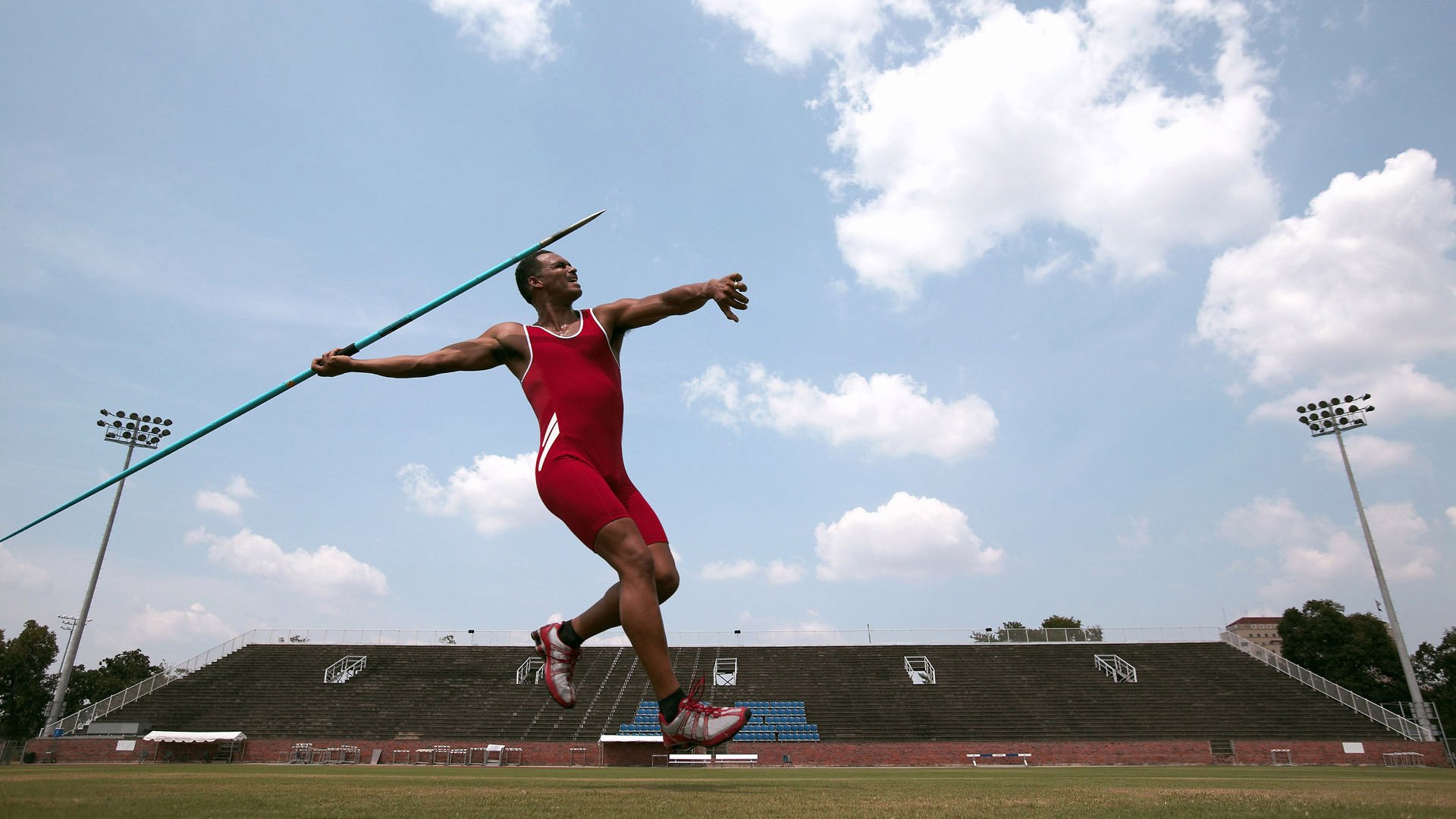 九游（jiuyou.com）游戏-“马科斯·梅特罗的进攻火力和防守稳健，成就美洲狮队的全能之星”