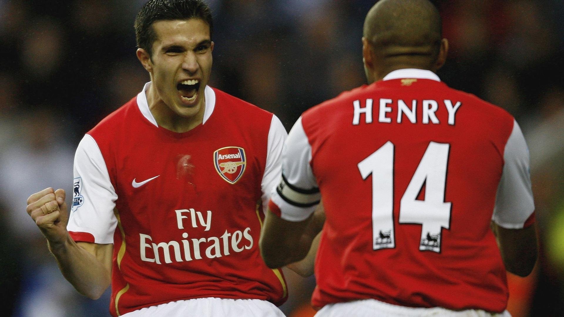 世界杯：多家博彩公司公布赔率 最被看好的四支球队全部出线